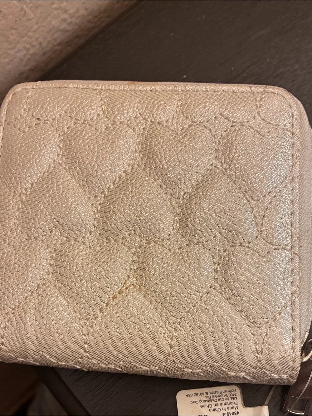 Claire's Metallic Cream Heart-Quilted Zip Wallet